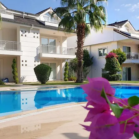 Atalos Apart In The Center With Pool And Wi-fi * Kemer