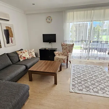 Apartment Atalos Apart In The Center With Pool And Wi-fi Kemer