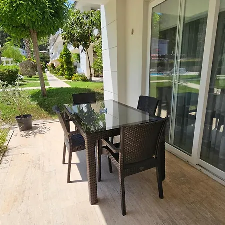Atalos Apart In The Center With Pool And Wi-fi Apartment