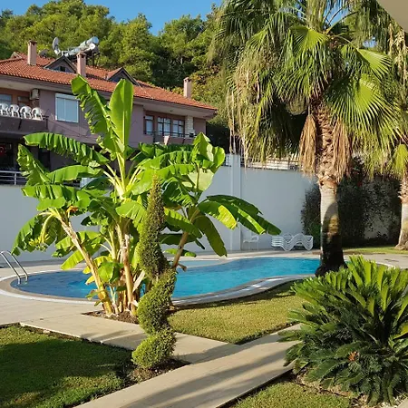 Apartment Atalos Apart In The Center With Pool And Wi-fi Kemer