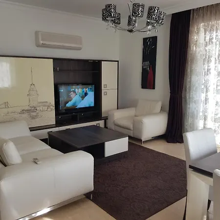 Atalos Apart In The Center With Pool And Wi-fi *