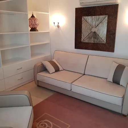 Atalos Apart In The Center With Pool And Wi-fi *